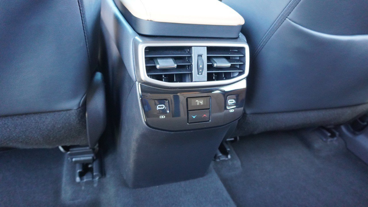 Used 2024 Lexus RX 350 Premium w/ Cold Area Package AWD/4WD image 34