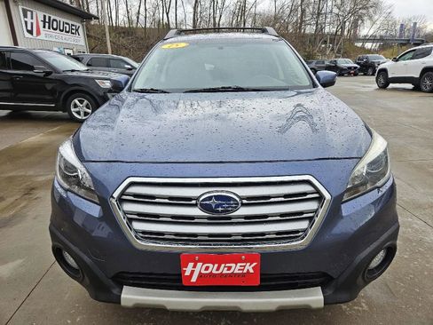 Used 2015 Subaru Outback 2.5i Limited AWD/4WD image 2