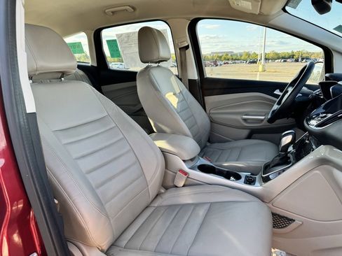 Used 2015 Ford C-MAX SEL w/ Equipment Group 302A image 11
