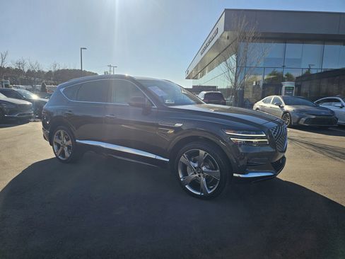 Used 2024 Genesis GV80 3.5T w/ Prestige Package image 2