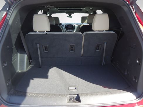 Used 2022 Chevrolet Traverse Premier w/ LPO, 'HIT The Road' Package AWD/4WD image 34