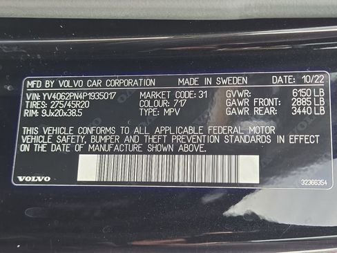 Used 2023 Volvo XC90 B6 Plus image 33