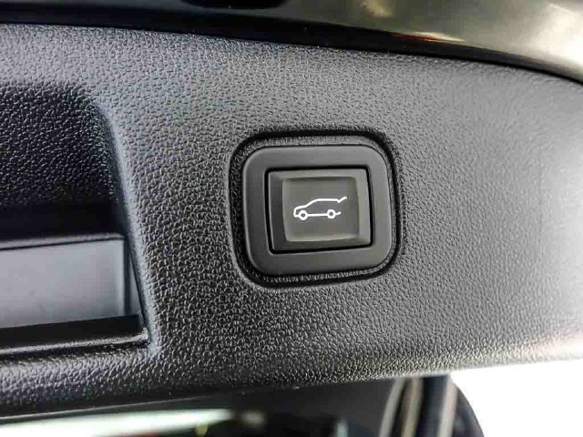 Certified 2024 Chevrolet Blazer EV RS AWD/4WD image 29