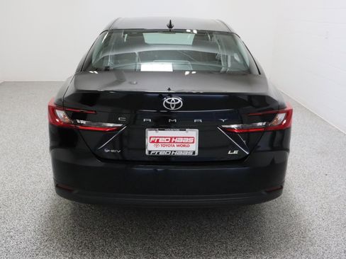 Used 2025 Toyota Camry LE FWD image 8