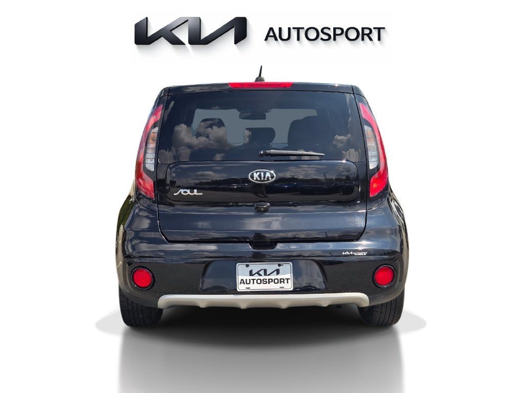 Used 2019 Kia Soul + FWD image 9