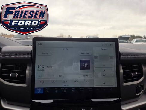 Used 2024 Ford Expedition Max XLT AWD/4WD image 19