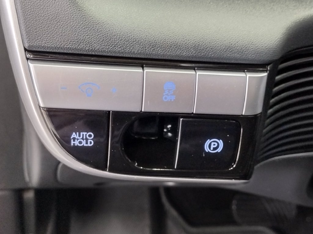 Certified 2024 Hyundai Ioniq 5 SE AWD/4WD image 27