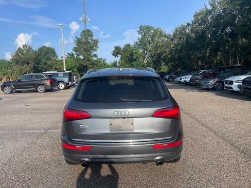 Used 2017 Audi Q5 2.0T Premium Plus w/ Technology Package AWD/4WD image 3