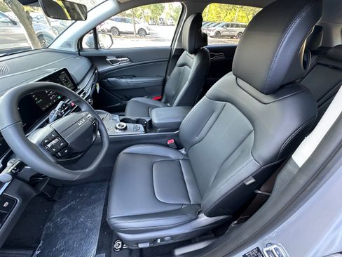 New 2026 Kia Sportage EX image 31