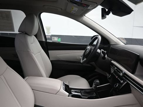 Used 2025 Hyundai Tucson SEL FWD image 10