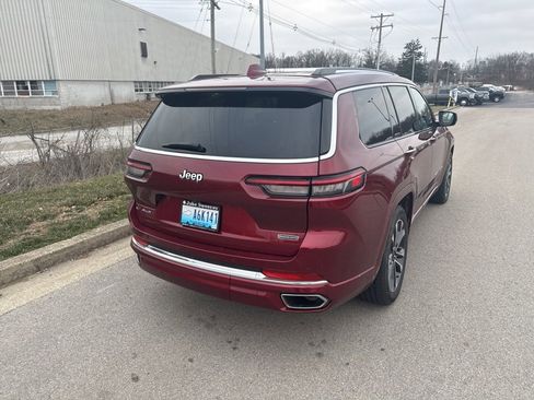 Used 2021 Jeep Grand Cherokee L Overland w/ Luxury Tech Group IV image 5