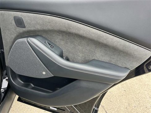 Used 2021 Ford Mustang Mach-E GT w/ GT Performance Edition image 21