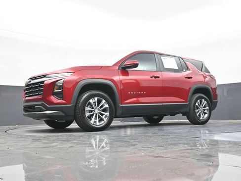 Used 2026 Chevrolet Equinox LT w/ Convenience Package II AWD/4WD image 57