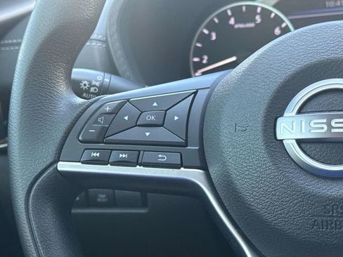 Certified 2025 Nissan Sentra SV image 8