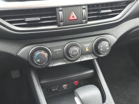 Used 2024 Kia Forte LXS image 22