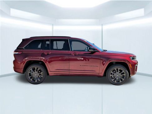 New 2026 Jeep Grand Cherokee Limited image 8