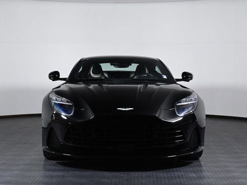 Used 2024 Aston Martin DB12 Coupe image 8