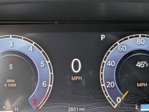 Used 2025 Jeep Grand Cherokee Laredo X w/ Luxury Tech Group I AWD/4WD image 42