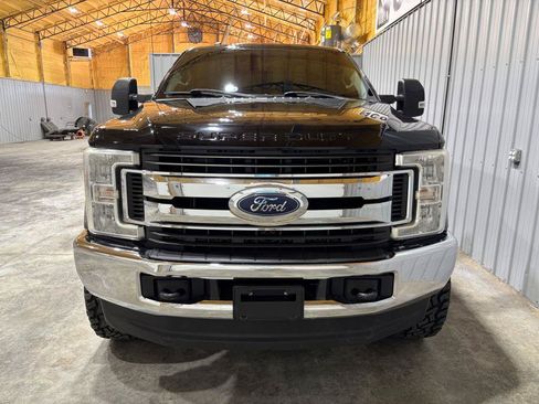 Used 2017 Ford F250 XLT AWD/4WD image 7