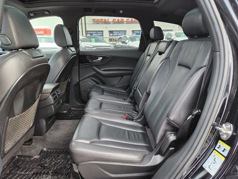 Used 2017 Audi Q7 3.0T Premium Plus image 12