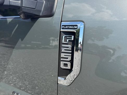 Used 2020 Ford F250 Platinum AWD/4WD image 11