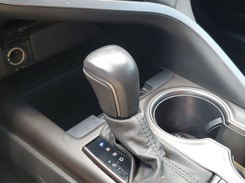 Used 2022 Toyota Camry SE w/ Audio Upgrade Package FWD image 30