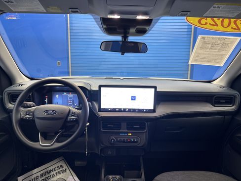 Used 2025 Ford Maverick XL w/ Equipment Group 102A image 23