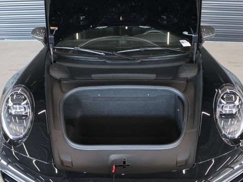Used 2023 Porsche 911 Carrera T RWD image 32