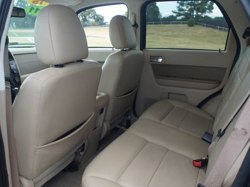 Used 2011 Ford Escape Limited FWD image 11