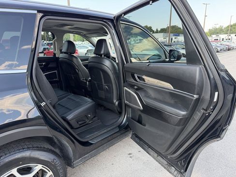 Used 2020 Kia Telluride EX AWD/4WD image 10