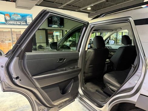 Used 2026 Nissan Pathfinder SV FWD image 39