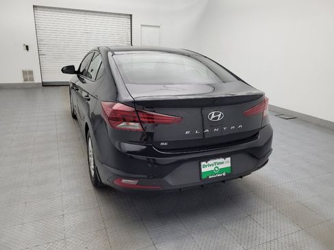 Used 2020 Hyundai Elantra SE w/ Cargo Package (C1) FWD image 6