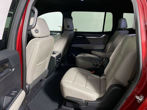 Used 2024 GMC Acadia Elevation w/ Trailering Package image 22