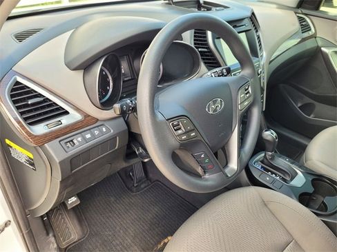 Used 2018 Hyundai Santa Fe Sport w/ 2.4L Value Package 02 image 21