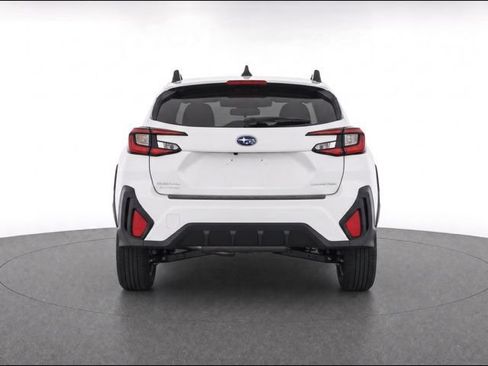Used 2024 Subaru Crosstrek 2.0i Premium AWD/4WD image 8