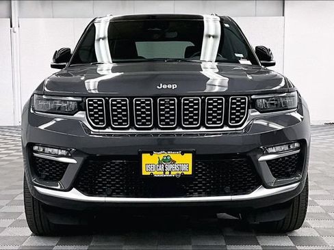 Used 2025 Jeep Grand Cherokee Summit AWD/4WD image 4
