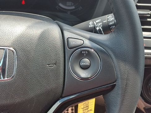 Used 2020 Honda HR-V Sport image 22