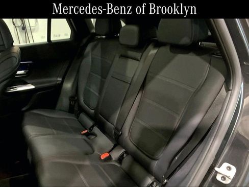 Certified 2025 Mercedes-Benz GLC 300 4MATIC image 20