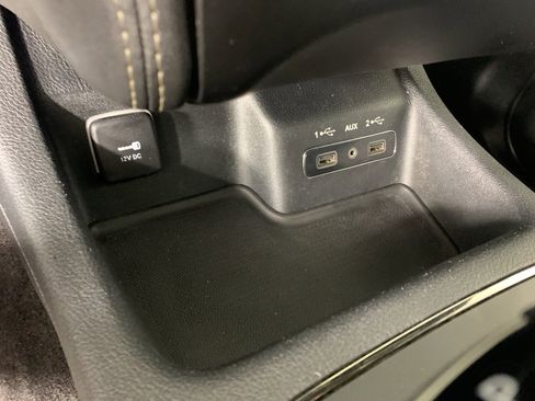 Used 2018 Dodge Durango SRT w/ SRT Interior Appearance Group image 24