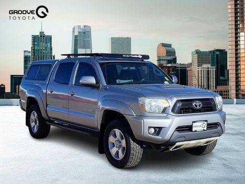 Used 2015 Toyota Tacoma 4x4 Double Cab image 9