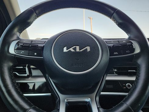 Used 2023 Kia Sportage EX AWD/4WD image 19