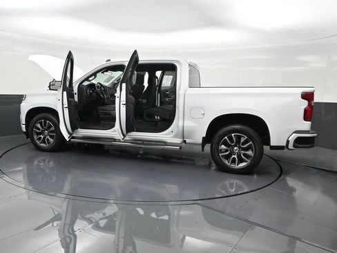 Used 2021 Chevrolet Silverado 1500 RST w/ Bed Protection Package image 34