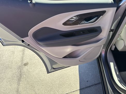 Used 2024 GMC Terrain Denali w/ Denali Premium Package image 23