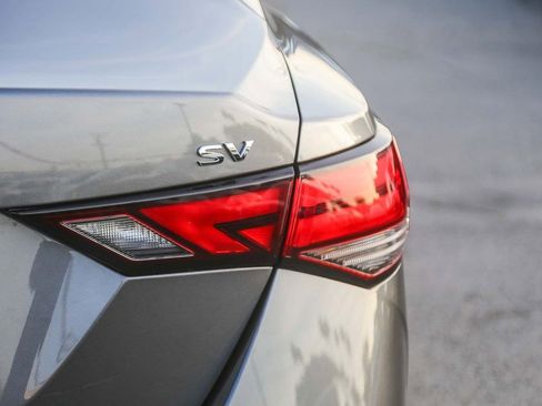 Used 2024 Nissan Sentra SV image 9