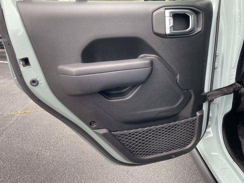 Used 2024 Jeep Wrangler Unlimited Sport AWD/4WD image 17