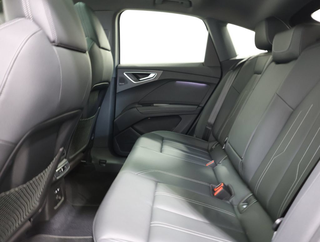 Used 2023 Audi Q4 e-tron Premium Plus w/ Premium Plus AWD/4WD image 27