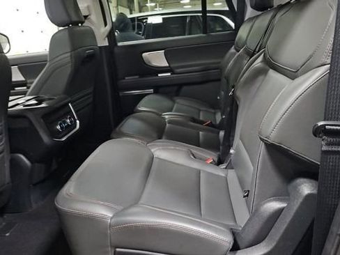 Used 2025 Ford Expedition Max Active image 5