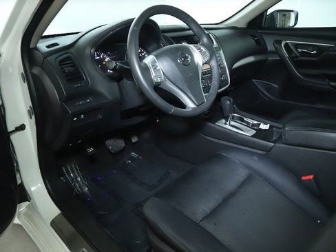 Used 2016 Nissan Altima 3.5 SR image 14