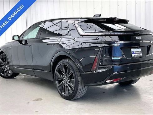 Used 2024 Cadillac Lyriq Sport AWD/4WD image 11