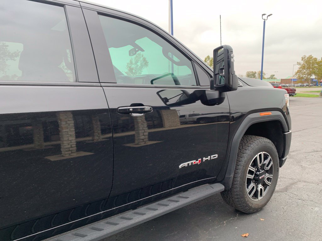 Used 2023 GMC Sierra 3500 AT4 w/ AT4 Preferred Package AWD/4WD image 19